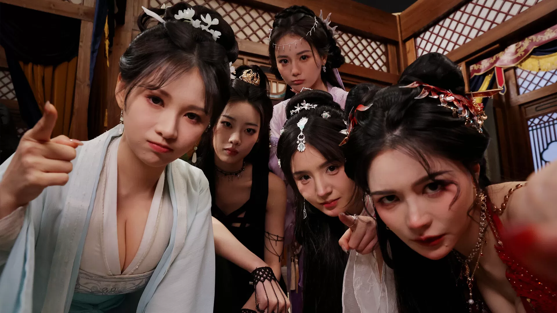 美女，请别影响我成仙全球版/Ladies, Don’t Tempt My Immortality